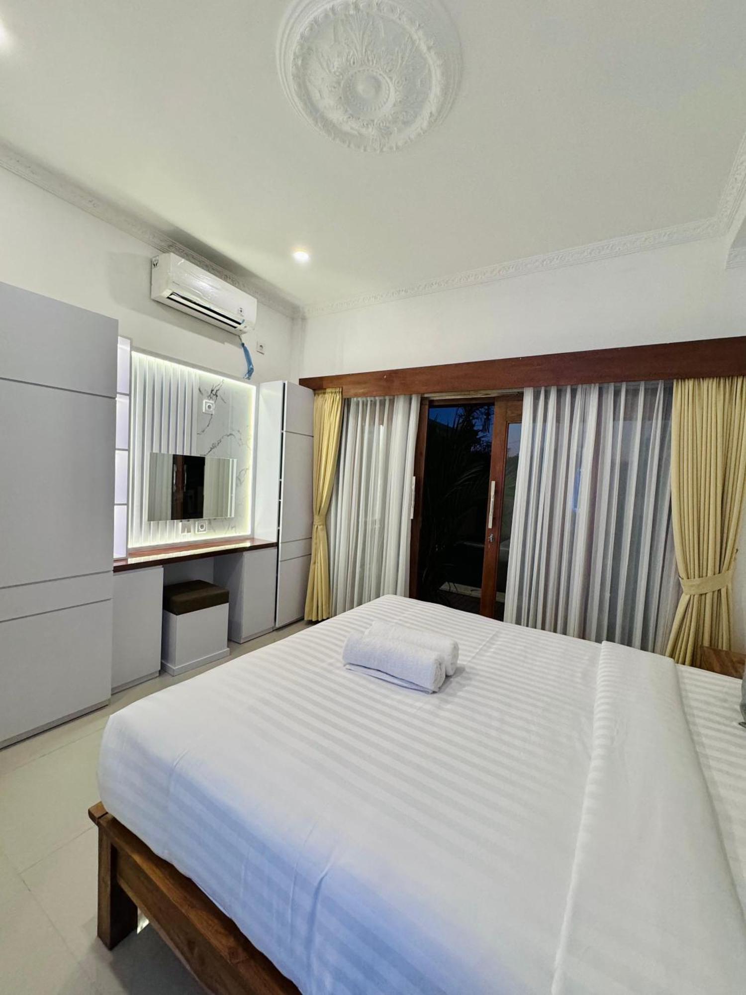 The Wahyu Villa Uluwatu ภายนอก รูปภาพ
